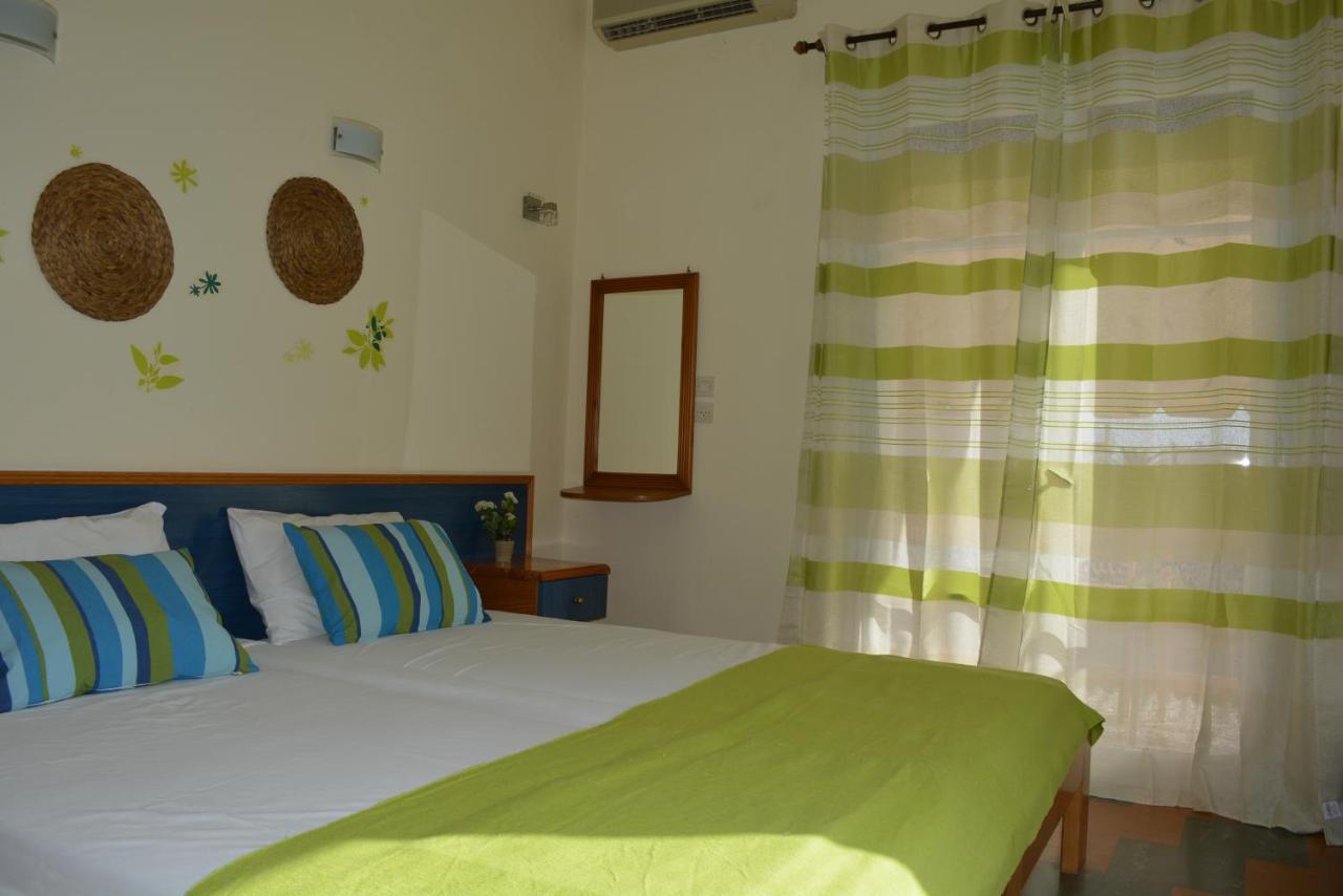 Dimitra Hotel กาเมนาวูร์ลา ห้อง รูปภาพ