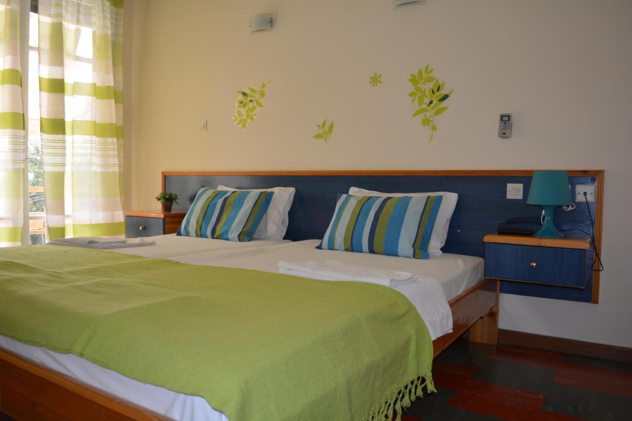Dimitra Hotel กาเมนาวูร์ลา ห้อง รูปภาพ
